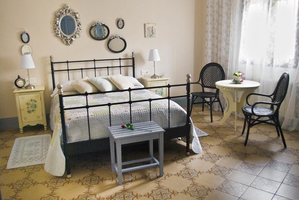 Casona Del Duende Guest House Alajar Ngoại thất bức ảnh